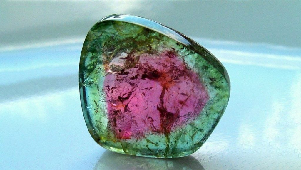 What are the healing properties of tourmaline stone
