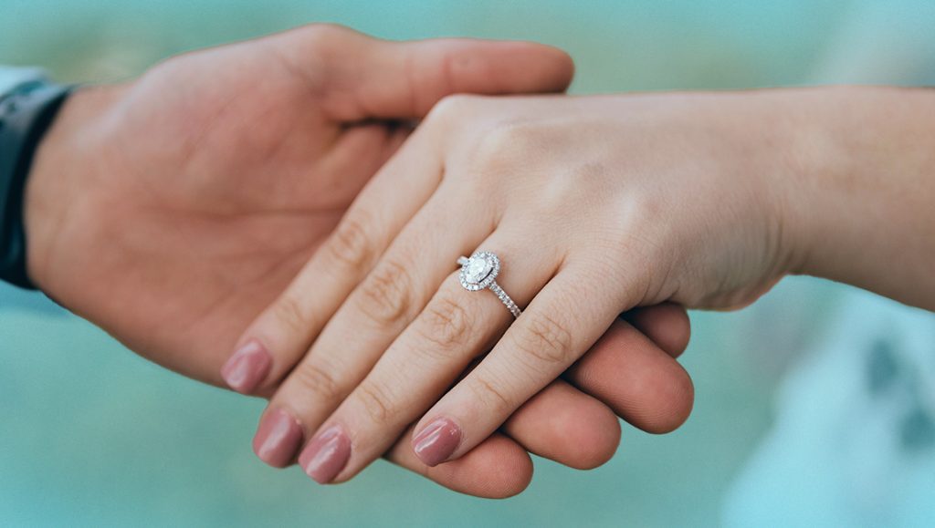 12 Lab Grown Diamond Jewelry Gift Ideas for your Wife