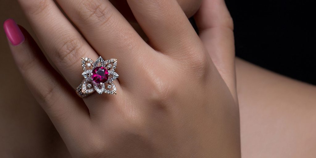 Lab Grown Diamond Ring Alternatives: Explore the Beauty of Colored Gemstones