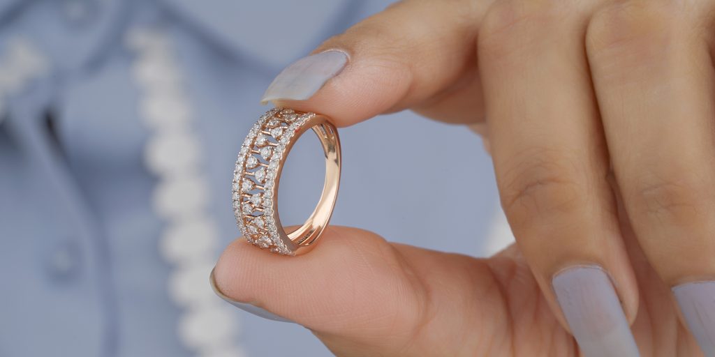 Exploring the Best Place to Buy Lab-Grown Diamond Rings Online or In-StorE